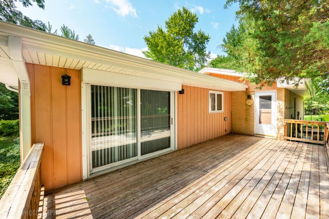 36461 N US Highway 45, Lake Villa, IL 60046