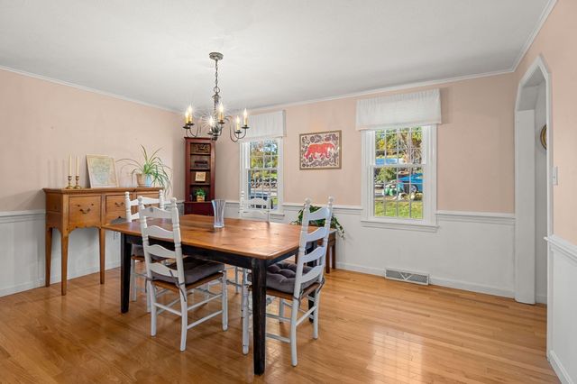 30 Tadmuck Road, Westford, MA 01886