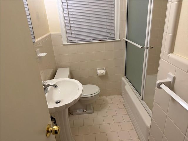 2022 Woodbine Terrace, Atlanta, GA 30329