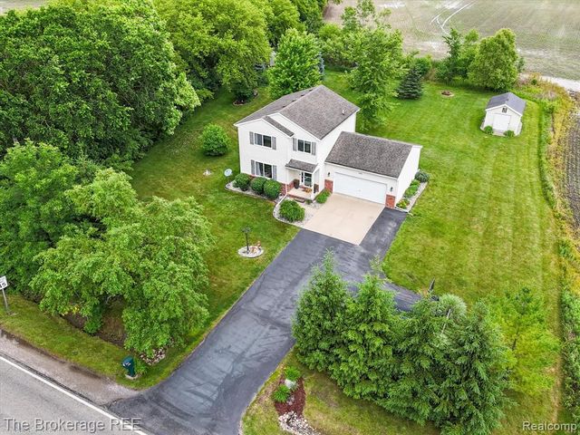 4432 N Belsay Road, Flint, MI 48506