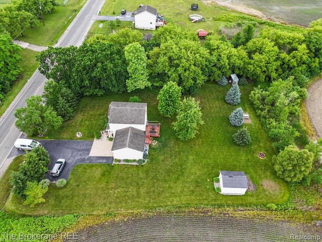 4432 N Belsay Road, Flint, MI 48506