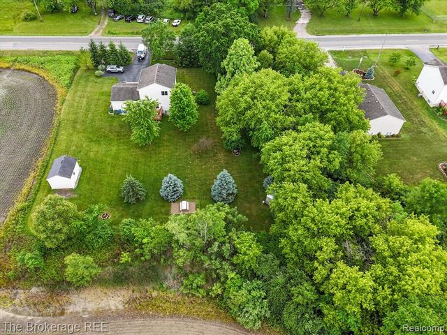 4432 N Belsay Road, Flint, MI 48506