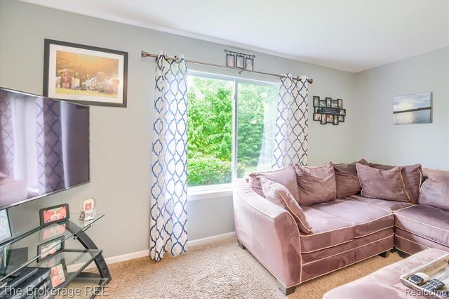 4432 N Belsay Road, Flint, MI 48506