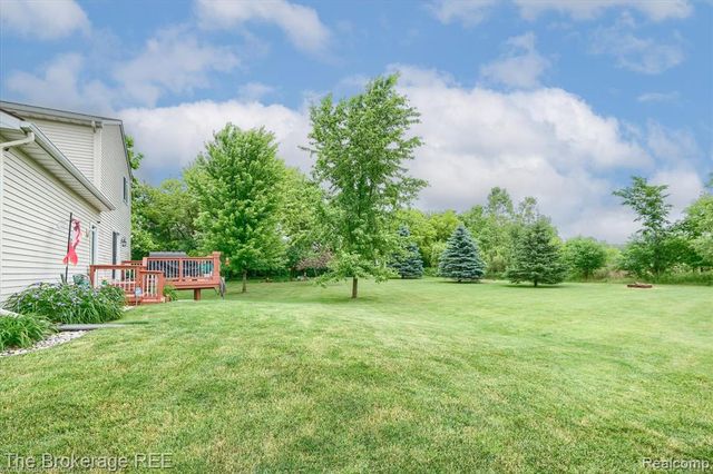 4432 N Belsay Road, Flint, MI 48506