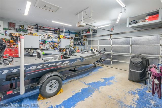 4432 N Belsay Road, Flint, MI 48506