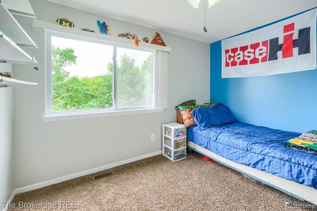 4432 N Belsay Road, Flint, MI 48506