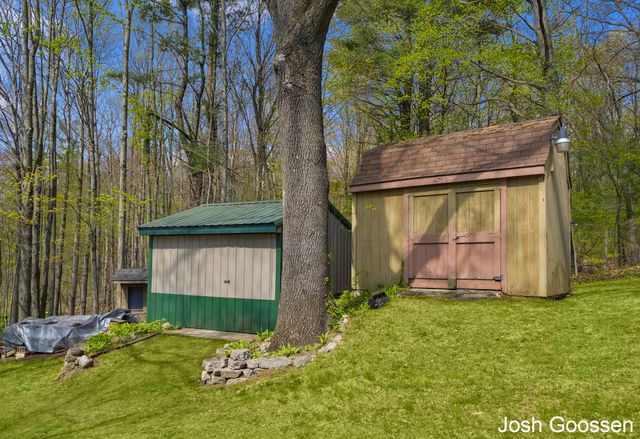 5742 Timber Canyon Bend Ne, Cannon Twp, MI 49306