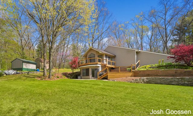5742 Timber Canyon Bend Ne, Cannon Twp, MI 49306