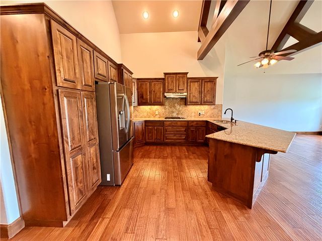 706 Gleneagle Lane, Cave Springs, AR 72718