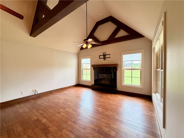 706 Gleneagle Lane, Cave Springs, AR 72718