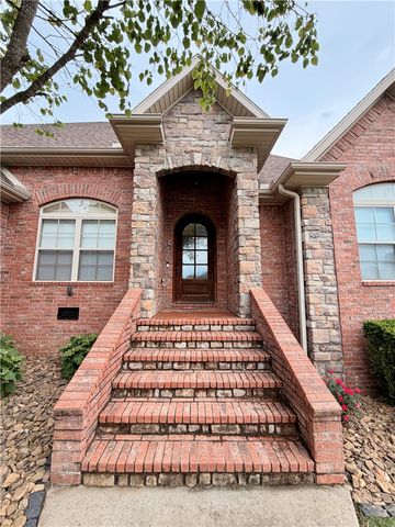 706 Gleneagle Lane, Cave Springs, AR 72718