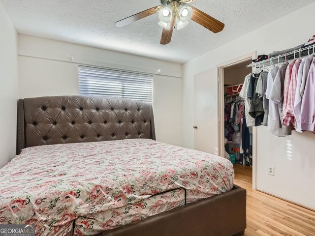 1321 Beeblossom Trail, Lawrenceville, GA 30044