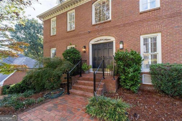 1152 Byrnwyck Road NE, Brookhaven, GA 30319