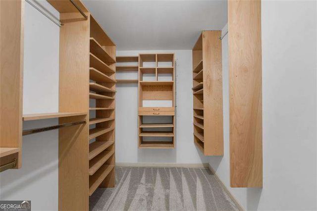 1152 Byrnwyck Road NE, Brookhaven, GA 30319