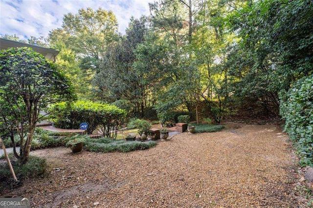 1152 Byrnwyck Road NE, Brookhaven, GA 30319