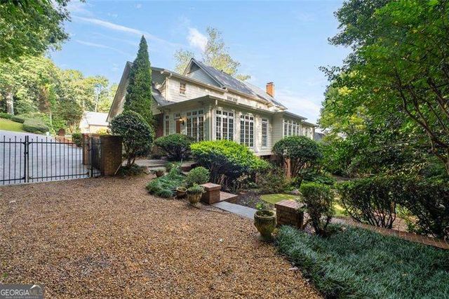 1152 Byrnwyck Road NE, Brookhaven, GA 30319