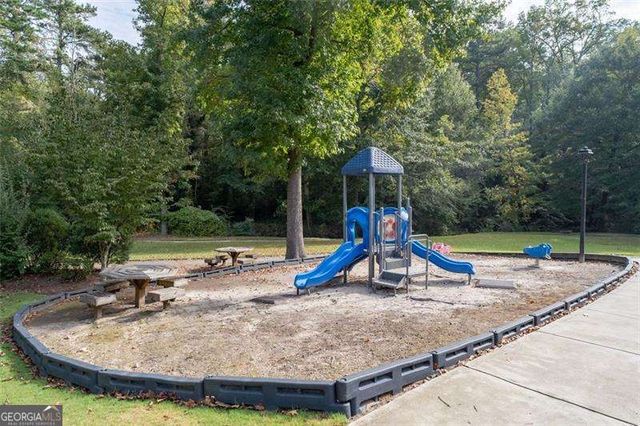 1152 Byrnwyck Road NE, Brookhaven, GA 30319