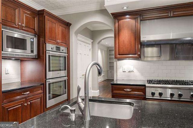 1152 Byrnwyck Road NE, Brookhaven, GA 30319