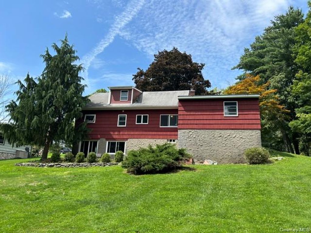 72 Ann Road, Carmel, NY 10512 — photo 2