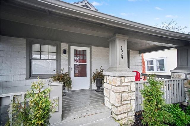 1025 E 76th Street, Kansas City, MO 64131