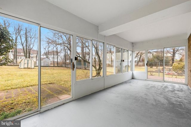 9011 HOBART ST, Upper Marlboro, MD 20774