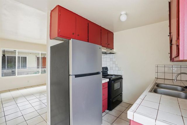 335 Laurel Avenue, National City, CA 91950