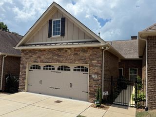 100 Placid Grove Ln Apt 1702, Goodlettsville, TN 37072