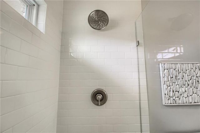 1805 Rhodes RD, Austin, TX 78721