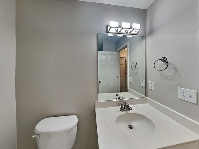 207 Reserve Crossing, Canton, GA 30115