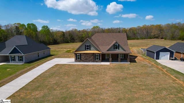 756 Ruby Golightly Drive, Inman, SC 29349