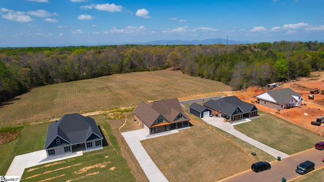 756 Ruby Golightly Drive, Inman, SC 29349