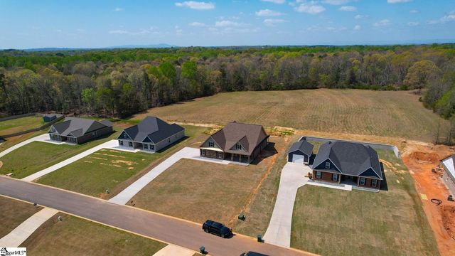 756 Ruby Golightly Drive, Inman, SC 29349