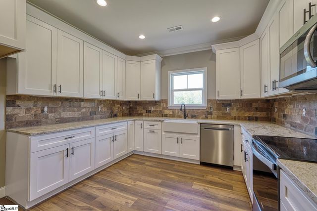 756 Ruby Golightly Drive, Inman, SC 29349