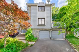 7 Firethorn Court, East Brunswick, NJ 08816