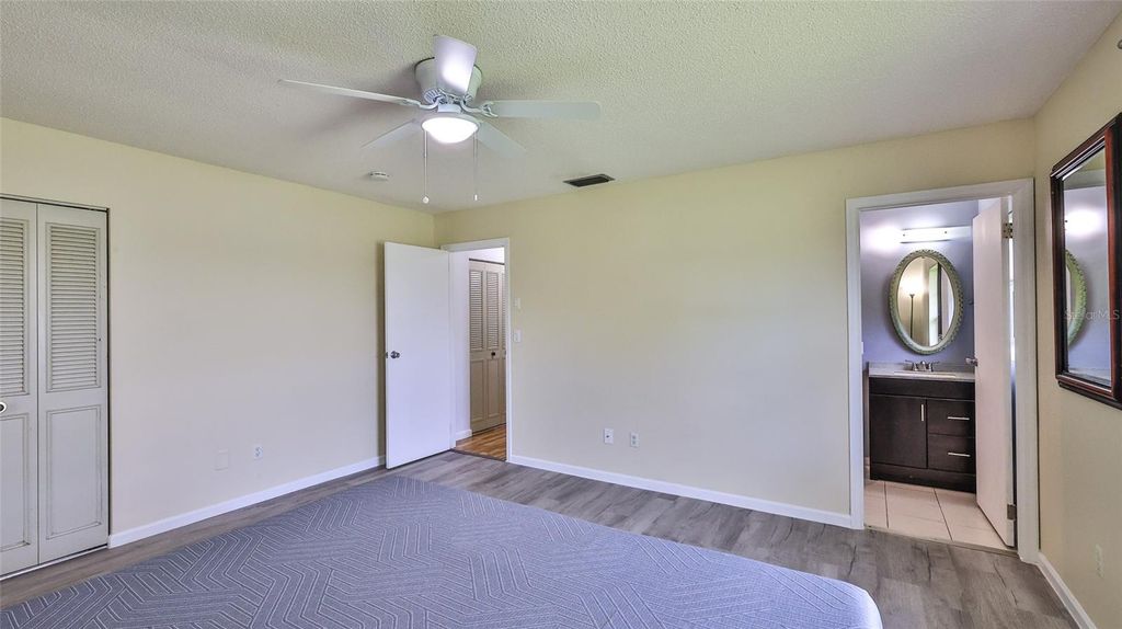 Image 23 of property listing at 12 BOGEY CIRCLE, New Smyrna Beach, FL 32168