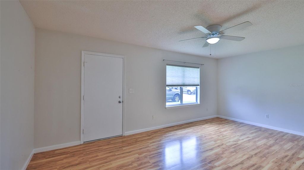 Image 4 of property listing at 12 BOGEY CIRCLE, New Smyrna Beach, FL 32168
