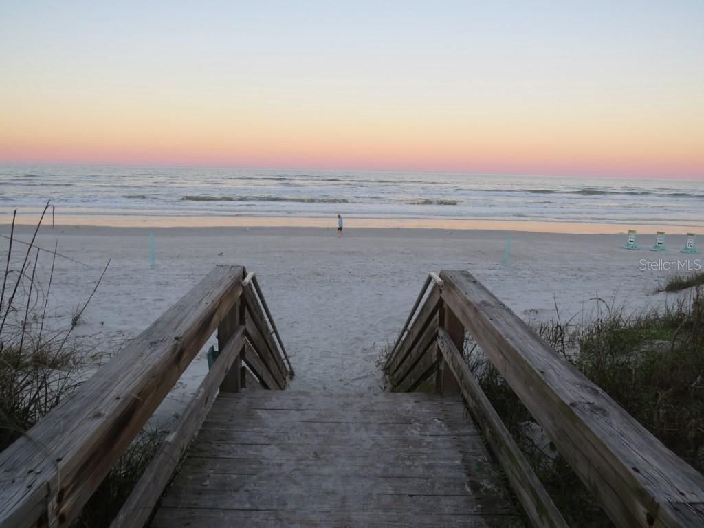 Image 39 of property listing at 12 BOGEY CIRCLE, New Smyrna Beach, FL 32168