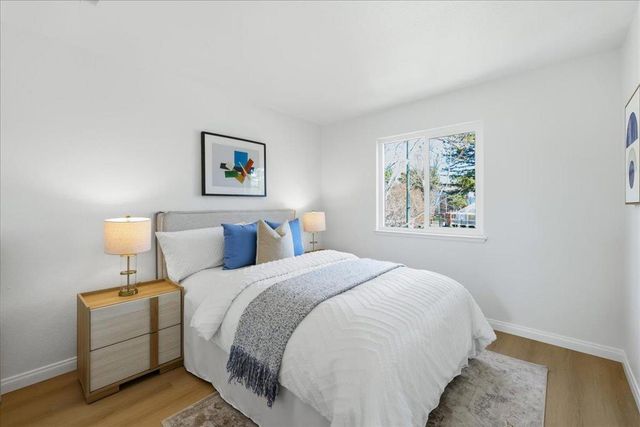 131 Concord Circle, Mountain View, CA 94040