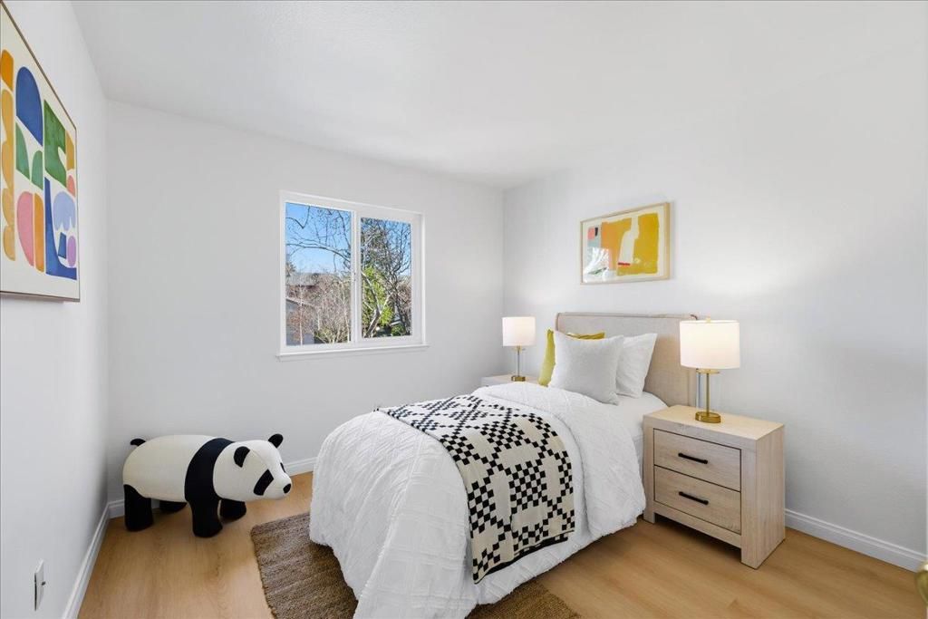 Image 18 of property listing at 131 Concord Circle, Mountain View, CA 94040