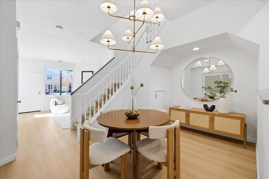 Image 4 of property listing at 131 Concord Circle, Mountain View, CA 94040