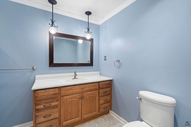 894 Chapman Drive, Macon, GA 31211
