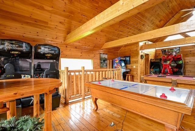 1044 Black Bear Cub Way, Sevierville, TN 37862