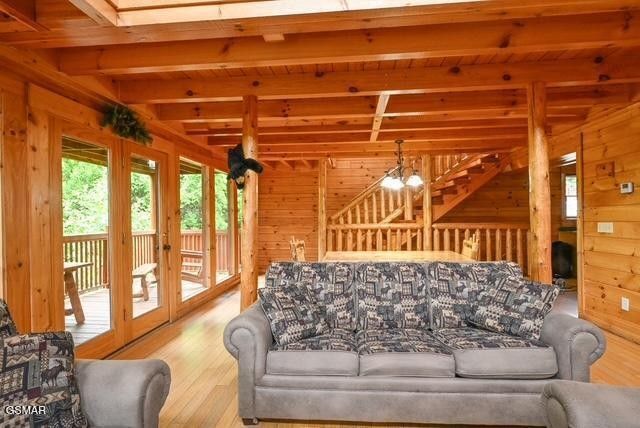 1044 Black Bear Cub Way, Sevierville, TN 37862
