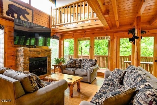 1044 Black Bear Cub Way, Sevierville, TN 37862