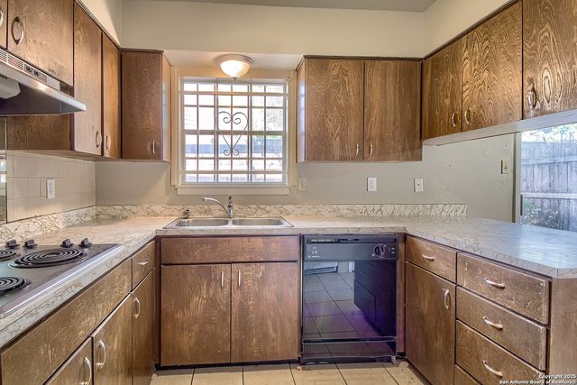 8715 Starcrest, San Antonio, TX 78217