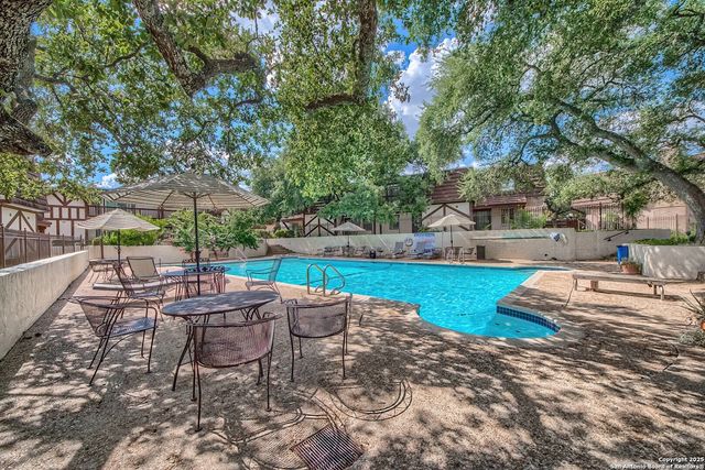 8715 Starcrest, San Antonio, TX 78217