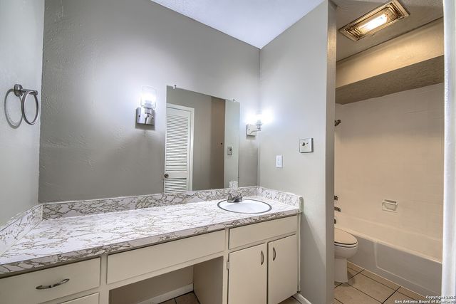 8715 Starcrest, San Antonio, TX 78217