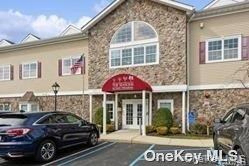 133 Spring Drive 133, East Meadow, NY 11554