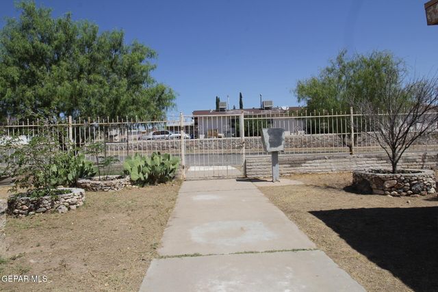 3900 Flory Avenue 1, El Paso, TX 79904