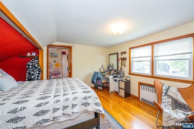 65 Westminster Place, Saddle Brook, NJ 07663